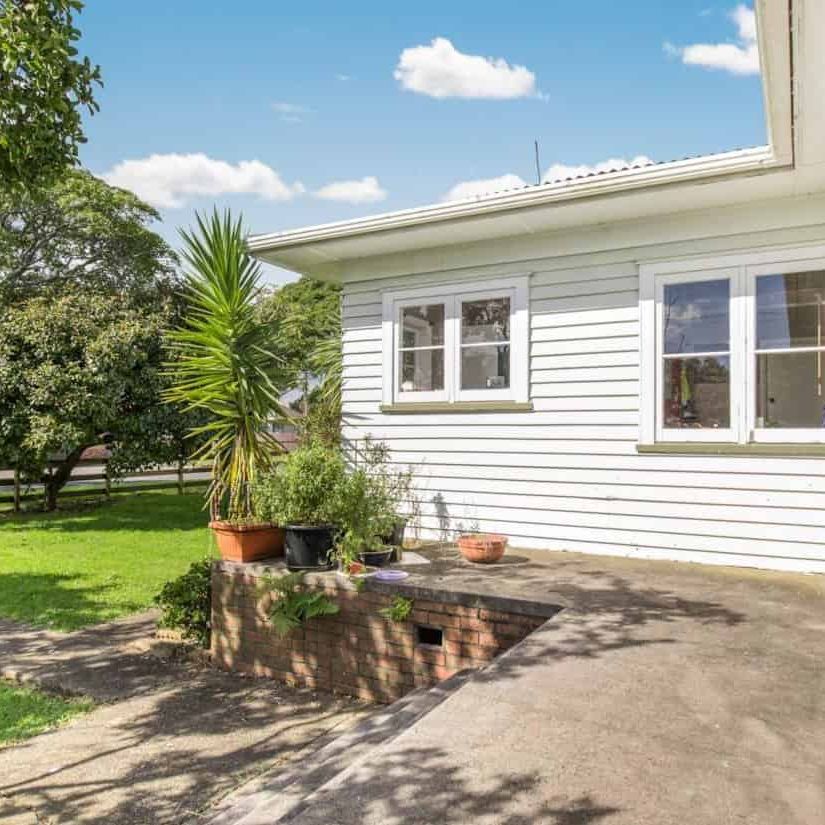 Space, sun, and fantastic convenience! - Photo 1