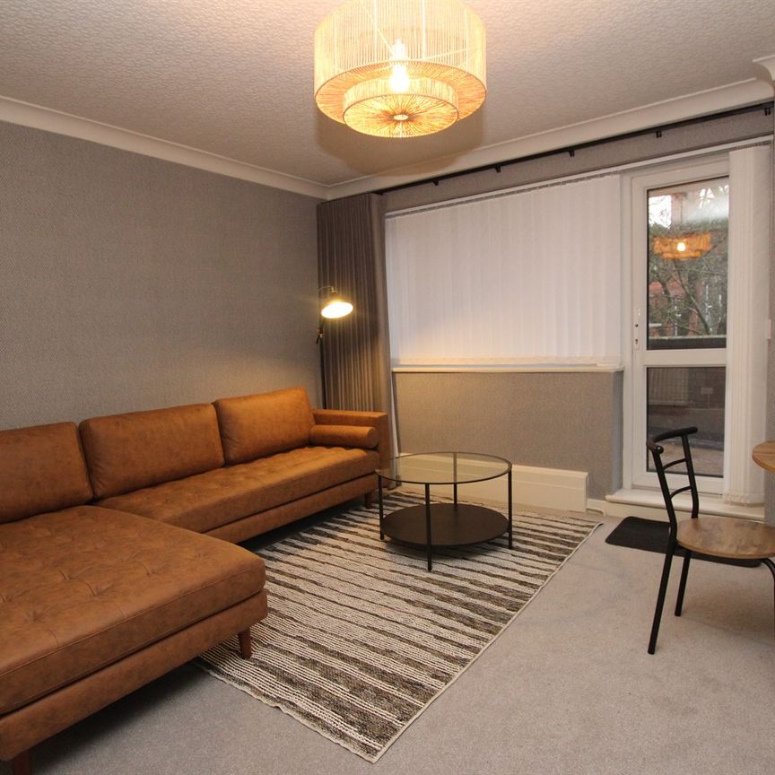 Tunnel Road, NG7 - Photo 1