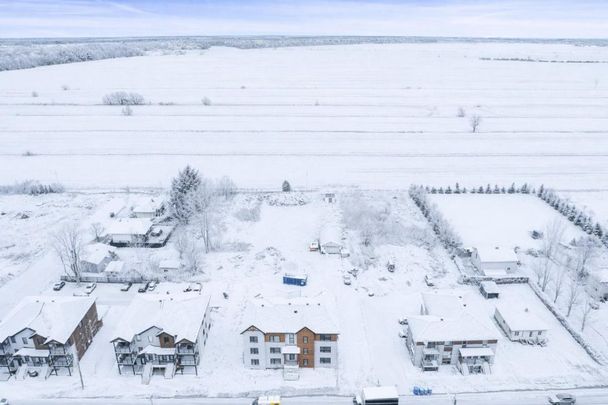 Sainte-Anne-des-Plaines - Photo 1