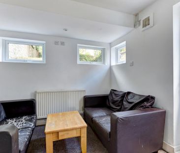 5 bedroom house to rent - Photo 1