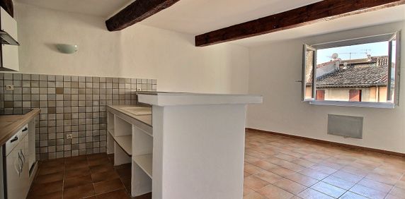 APPARTEMENT T2, - Photo 2