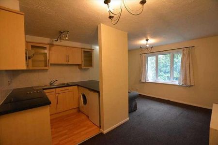 Lister Court, Pasteur Close, Colindale, NW9 - Photo 5