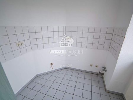 *** 2-Zimmerwohnung mit Balkon, Keller und KFZ-Stellplatz in der Fürther Südstadt *** - Photo 5