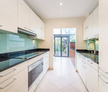 2 bedroom terraced house to rent - Photo 5