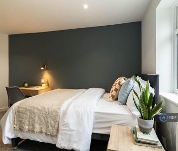 1 bedroom in a house share to rent - Photo 5