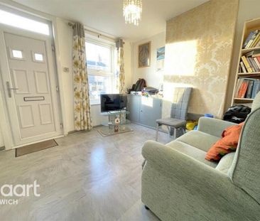 2 bedroom terraced house to rent - Photo 2