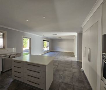 9 Latrobe Court - Photo 5