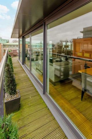 Charterhouse, Clerkenwell, EC1M - Photo 3