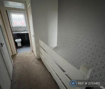 3 bedroom terraced house to rent - Photo 6