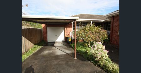 Walk To Pakington Street Shops - Photo 5