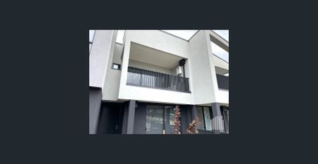 MODERN TOWNHOUSE! - Photo 4