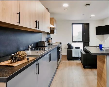 Premium En-Suite - Photo 3