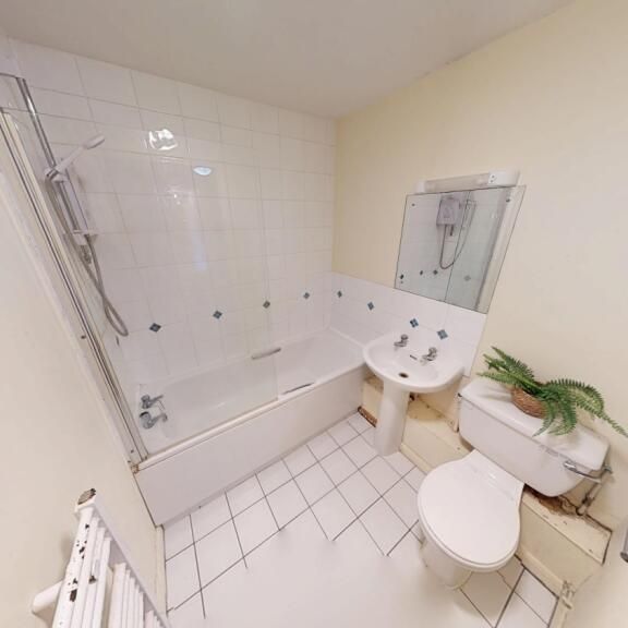 2 bedroom flat to rent - Photo 1