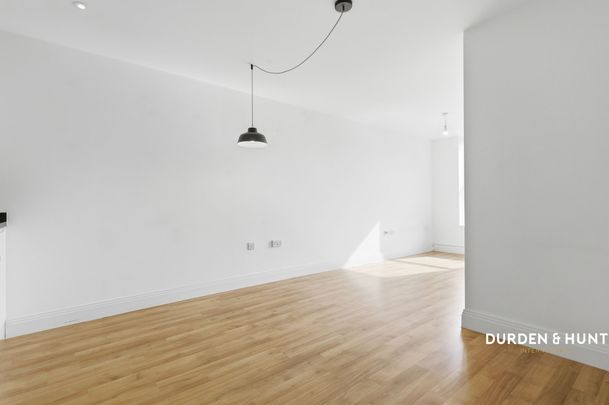Whitewell Road, Abbeygate One, CO2 - Photo 1