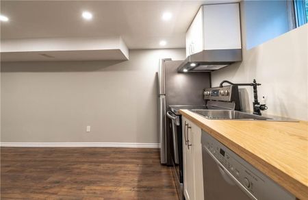 For Lease - 50 Burris Street Unit# B, Hamilton, Ontario - Photo 2
