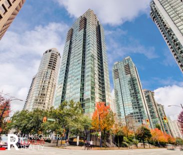 Condo in Downtown Vancouver, BC - Photo 1