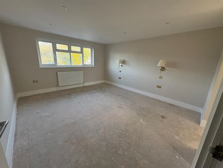 4 bed house to rent in Wych Elms, Park Street, AL2 - Photo 4