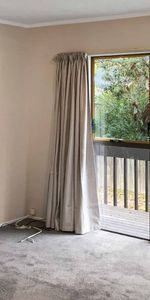 HILLCREST - 3 Bedrooms $690.00pw - Photo 3