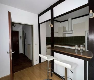 HIT! GÜNSTIG,FREUNDLICH, BEQUEME 2 ZIMMER WOHNUNG IM ZENTRUM ! - Foto 6