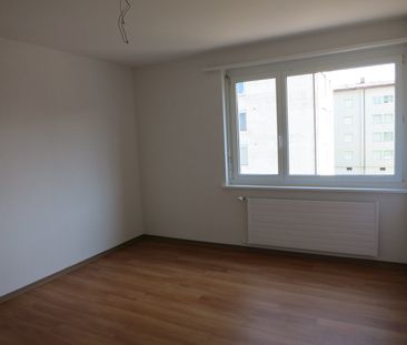 3.5-Zimmer-Wohnung in der Nähe vom Bahnhof - Photo 1