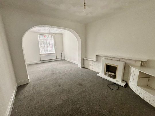 2 bedroom terraced house to rent - Photo 1