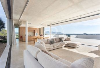 Furnished house for rent on Molí Street (Can Girona)