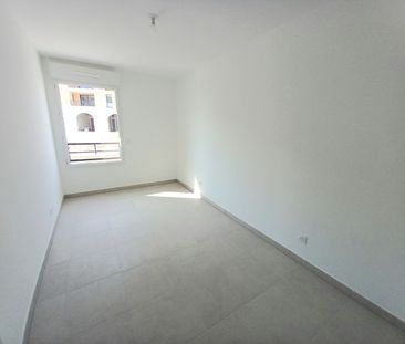 AIX LA DURANNE APPARTEMENT T3 NEUF REZ-DE-CHAUSSEE TERRASSE ET PARK... - Photo 2