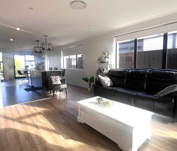 Empire Design and Comfort - Photo 2