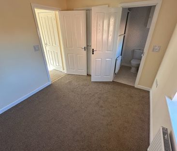 3 Bed Detached House, Murby Way, LE3 - Photo 4