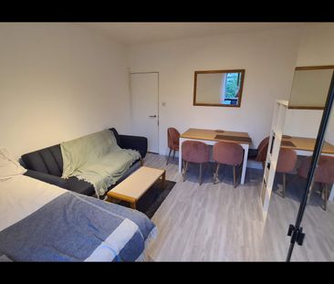 Room in a Shared Flat, Caernarvon House, W2 - Photo 3