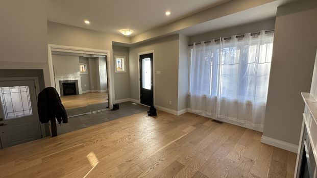 For Lease - 83 Third Street, Toronto, Ontario - Photo 1