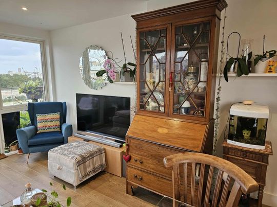 Room in a Shared Flat, Bramble Path, E3 - Photo 1