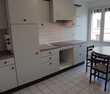 Location Appartement 3 pièces 99m² ARGENTON SUR CREUSE 36200 - Photo 3