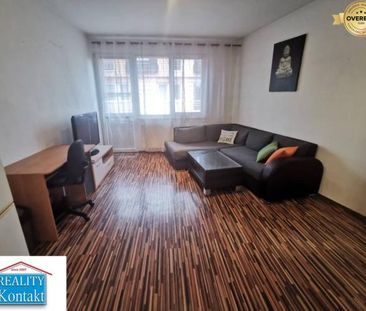 Ponúkame na prenájom 1-izbový byt s balkónom - Nové Zámky - Fotografia 2