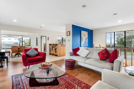 Space with MacLeans College Zone,4 bedrooms, 3 ... - Photo 3