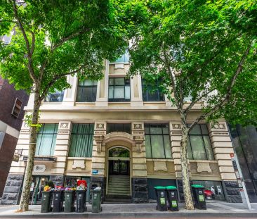 Heritage Charm Meets Urban Living - Photo 5