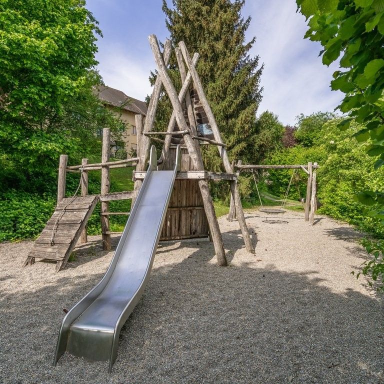 MIETEN OHNE KAUTION - Dachwohnung in grüner Umgebung - Foto 1