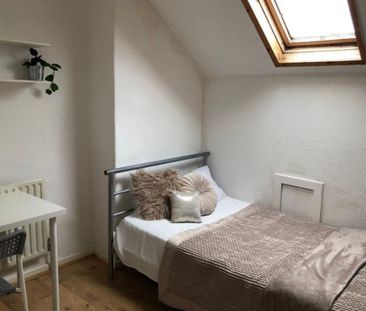 Room in a Shared House, Netherland, S10 - Photo 5