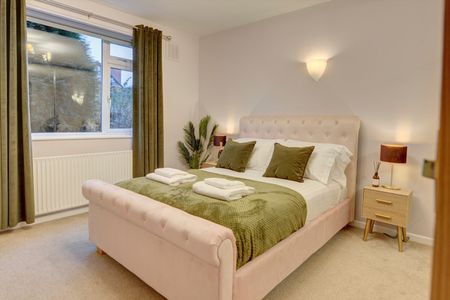 2 Bed Maisonette, Becketts Park Drive, LS6 - Photo 3
