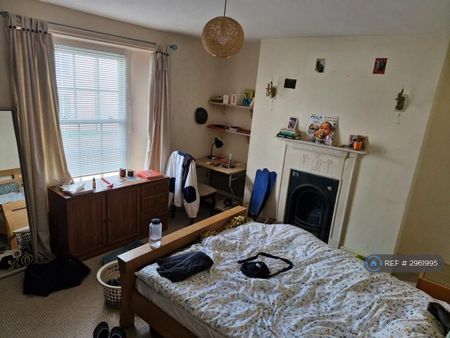 5 bedroom terraced house to rent - Photo 3