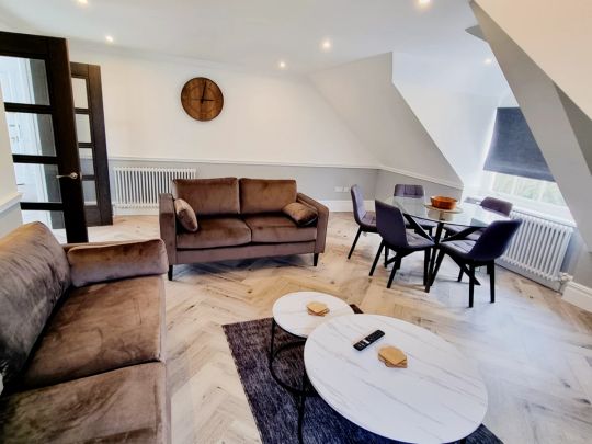 3 Bedroom Apartment - Photo 1
