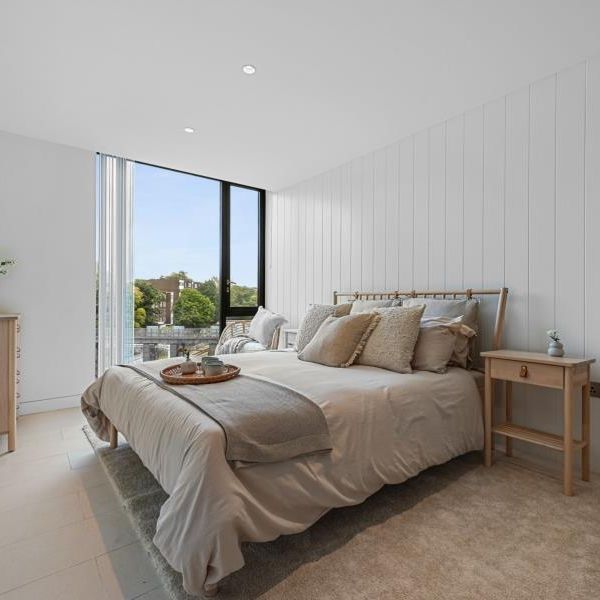 3 bedroom flat to rent - Photo 1