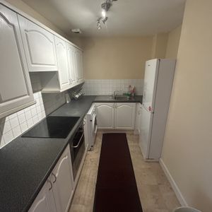 Upper Priory Street, Northampton - Photo 2