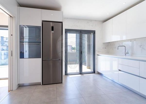 Apartamento T3 em Setúbal