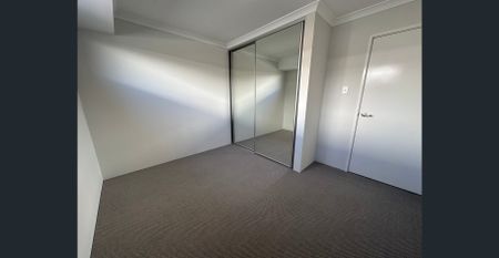 Modern Coastal Retreat - Photo 3