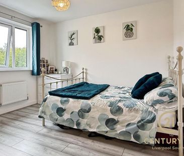 3 bedroom semi-detached house to rent - Photo 6