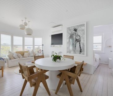 FURNISHED Beachside Art Deco apartment with exclusive rooftop - Photo 5