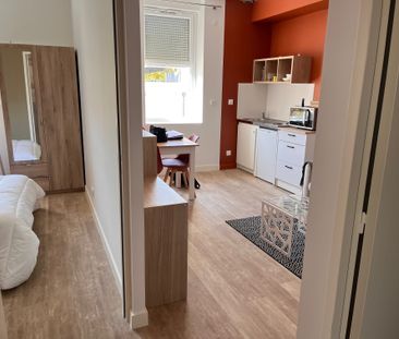 Location Appartement 2 pièces 28m² RUELLE SUR TOUVRE 16600 - Photo 2