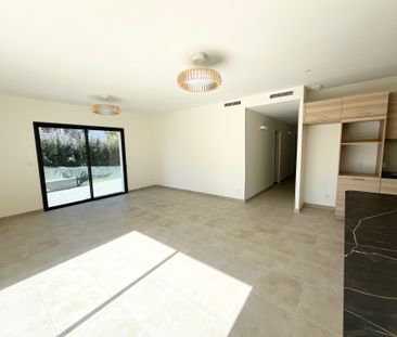 Location Maison 4 pièces 117m² GRADIGNAN 33170 - Photo 2