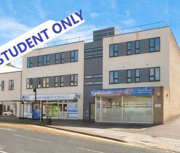 3 bedroom flat to rent - Photo 5